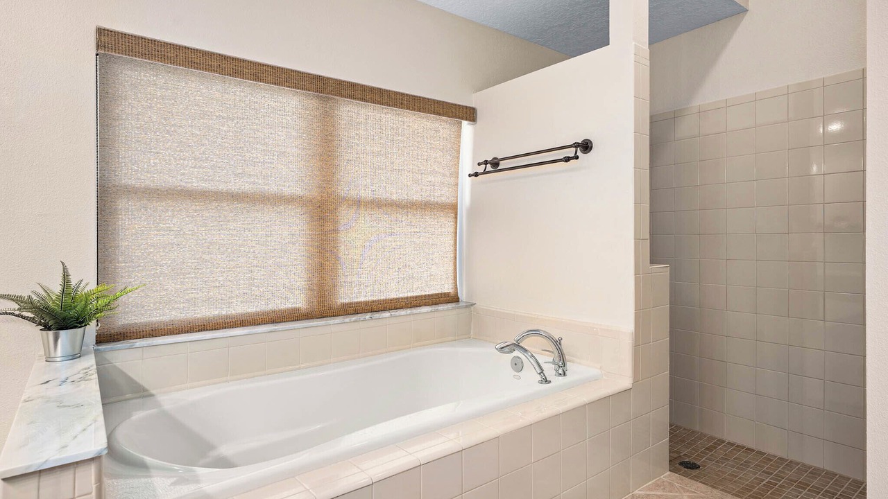 Photo of Bathroom in Lindfields