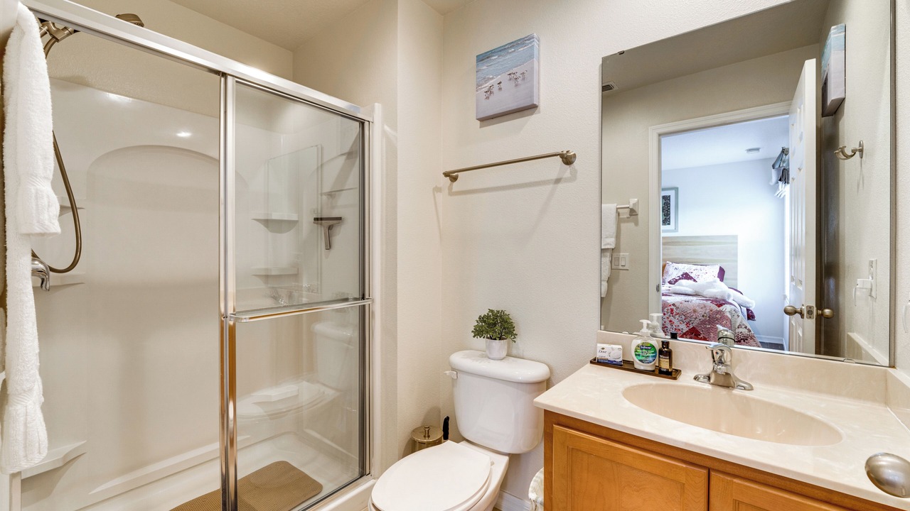 Photo of Bathroom in Sunset Lakes