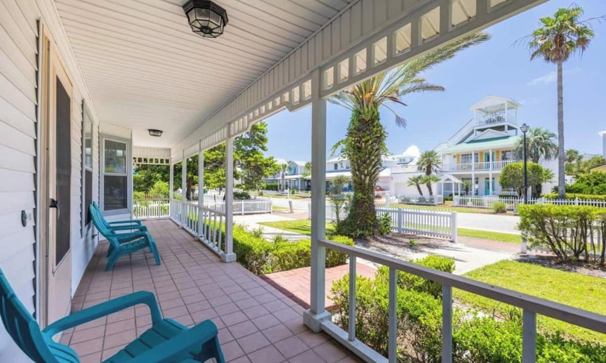 Photo of Patio Balcony in Crystal Shores