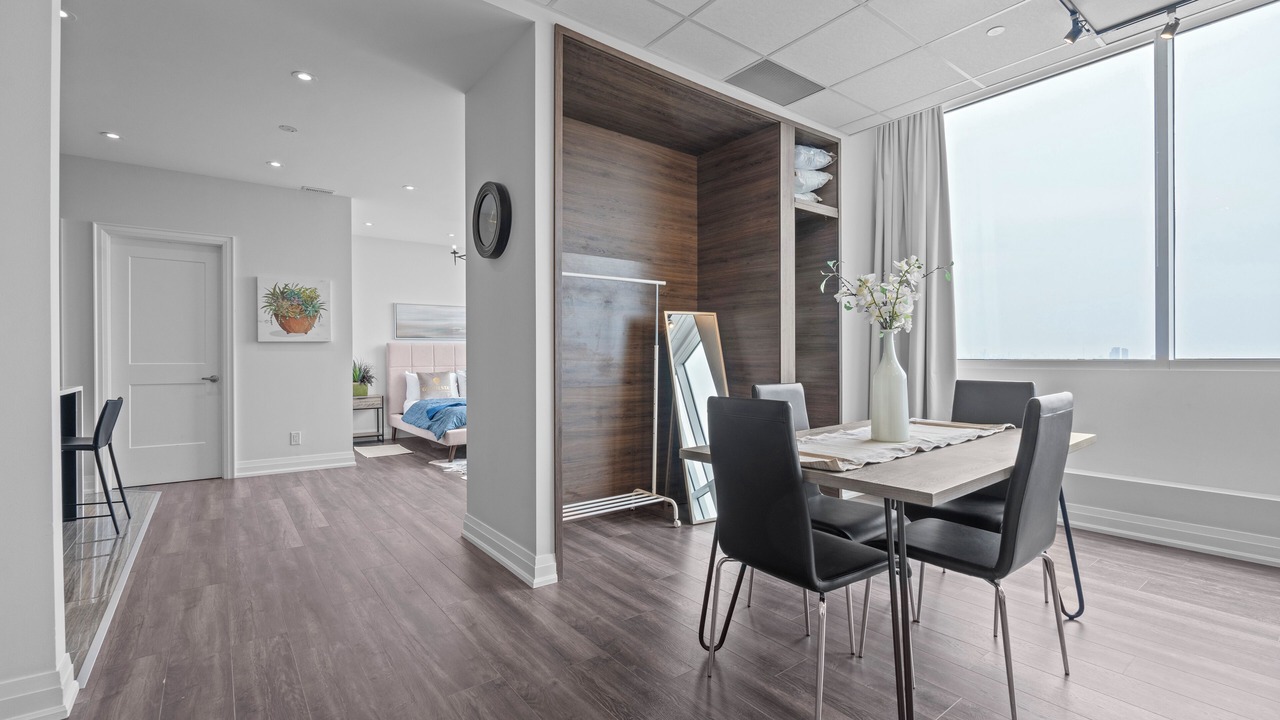 Photo of Livingroom in York University Heights