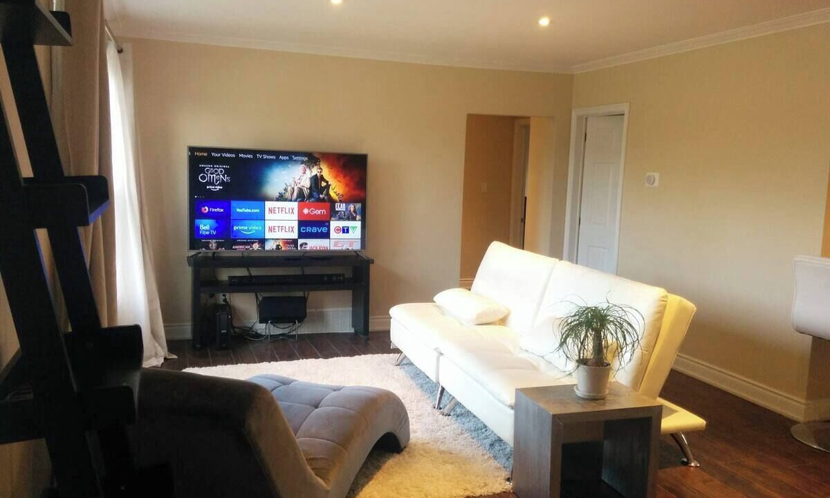 Photo of Livingroom in Burlington