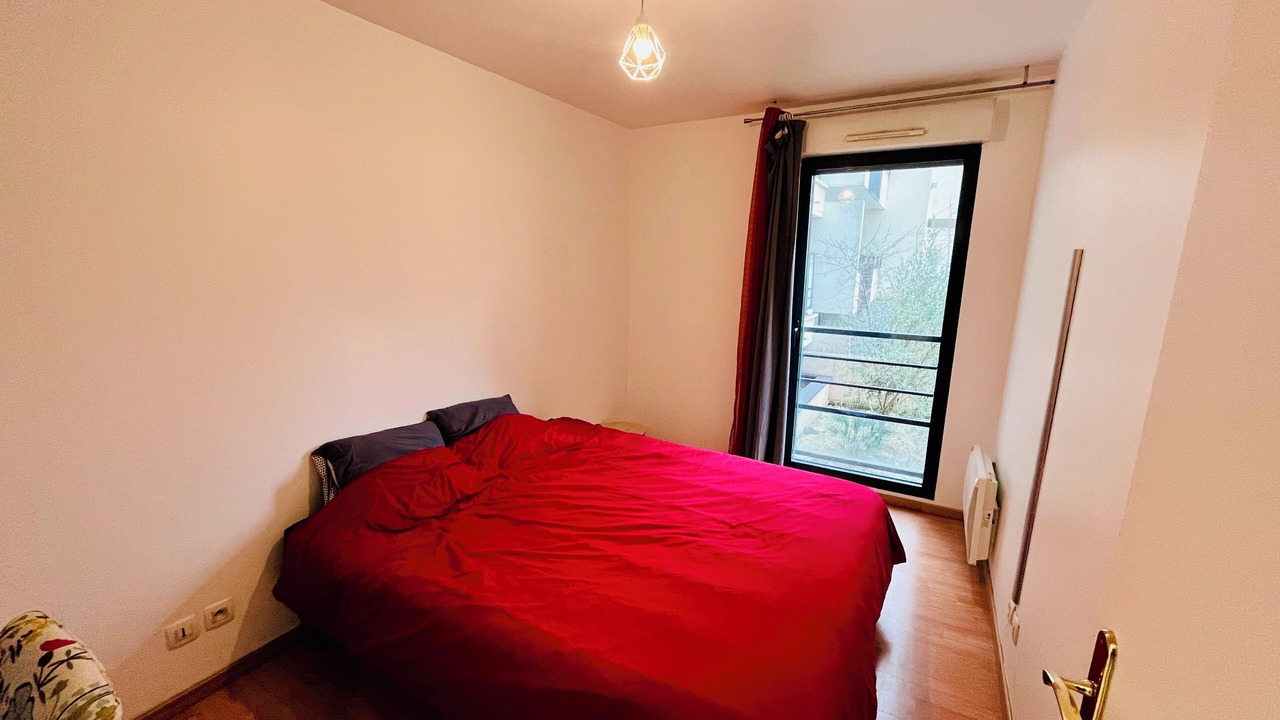 Photo of Bedroom in Saint-Denis