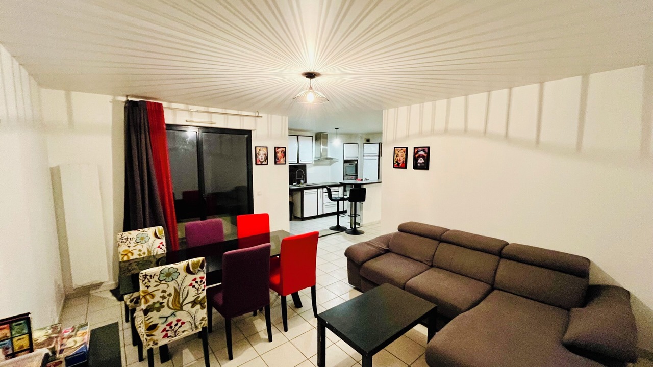 Photo of Livingroom in Saint-Denis