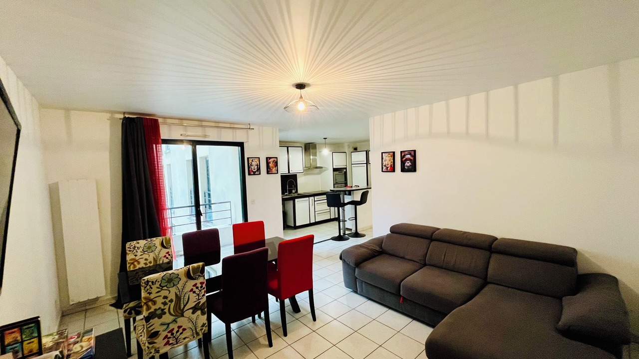 Photo of Livingroom in Saint-Denis