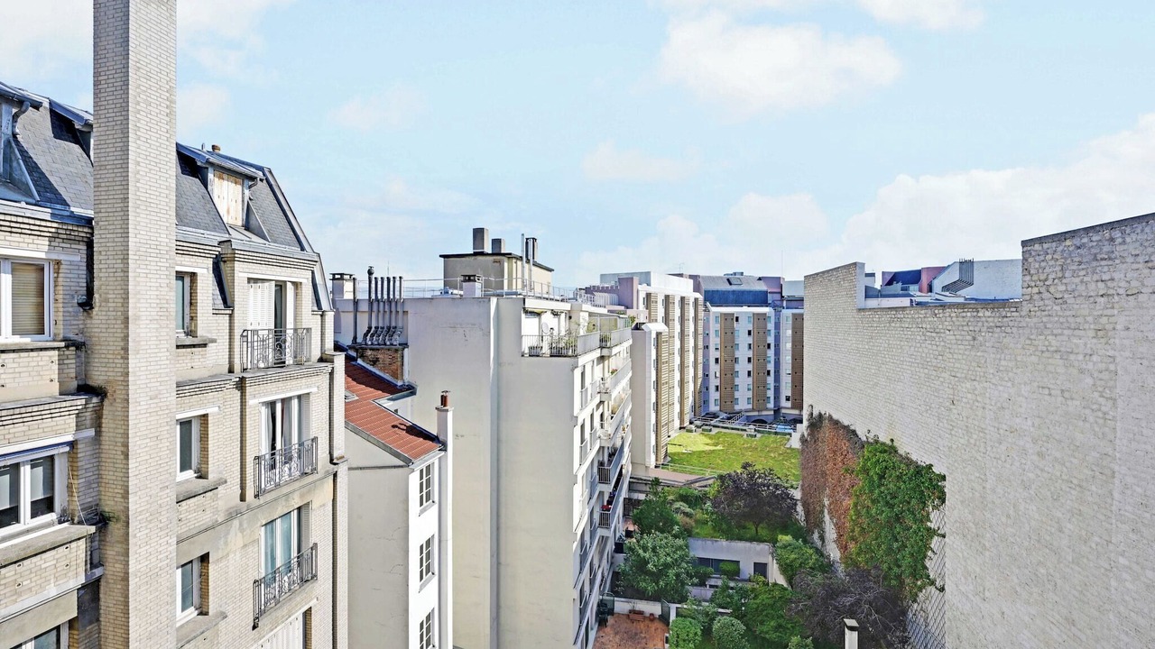 Photo of Others in Grenelle