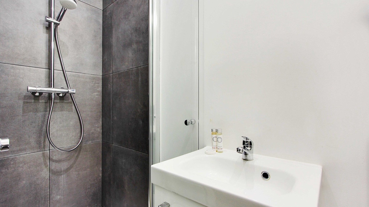 Photo of Bathroom in 11th Arrondissement