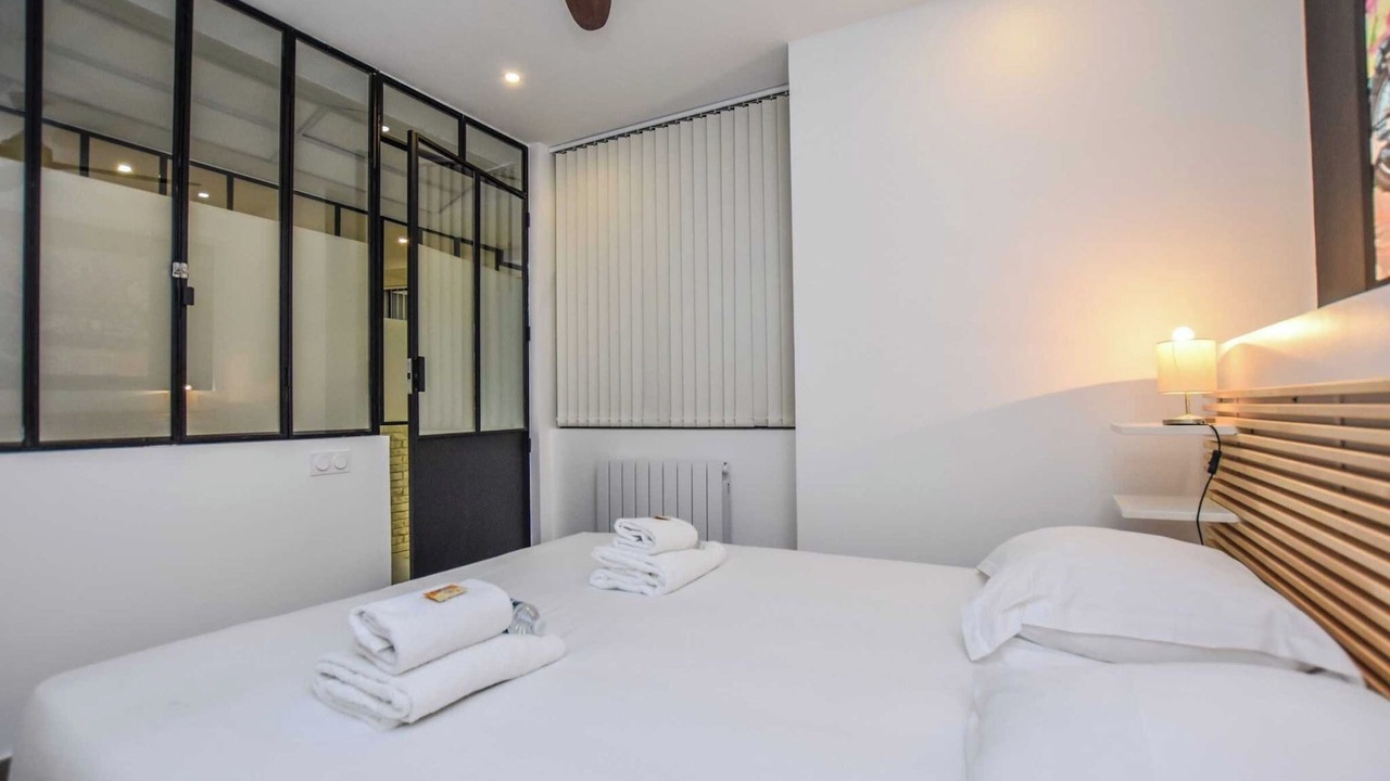 Photo of Bedroom in Croulebarbe