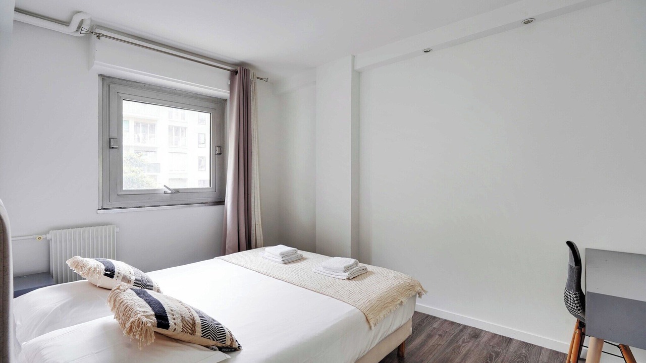 Photo of Bedroom in Levallois-Perret