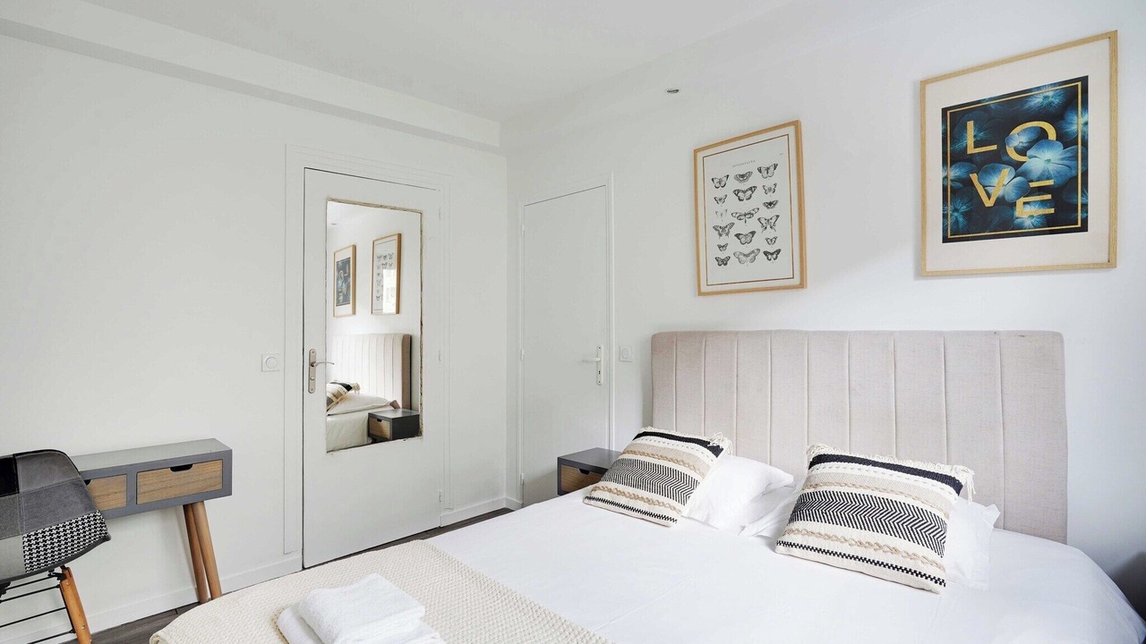 Photo of Bedroom in Levallois-Perret
