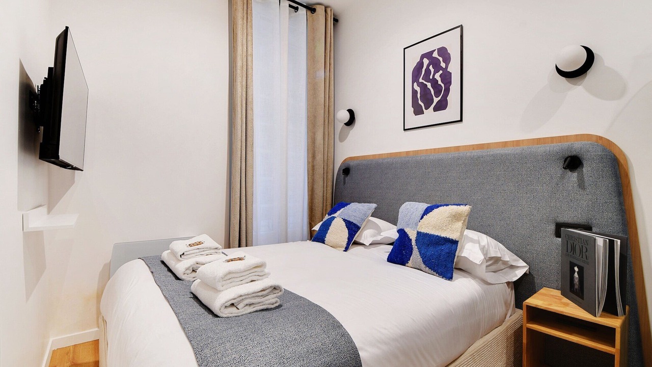 Photo of Bedroom in Villa Montmorency