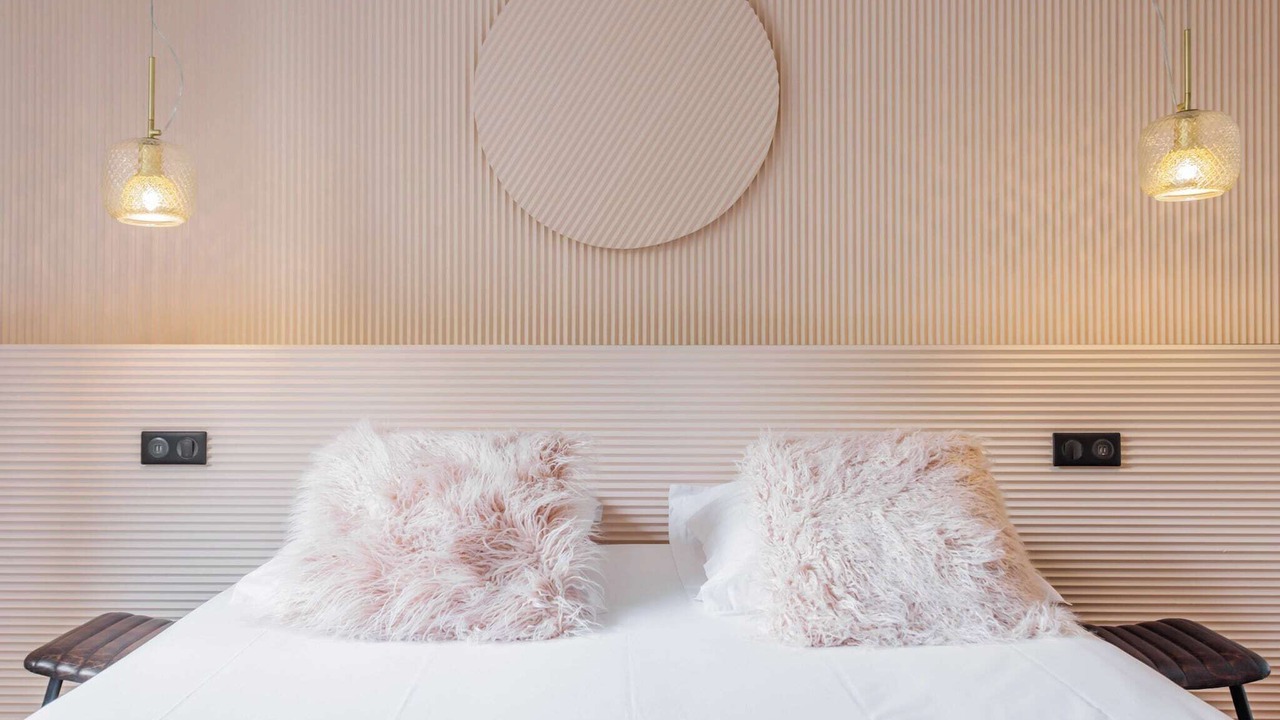 Photo of Bedroom in Hopital Saint-Louis