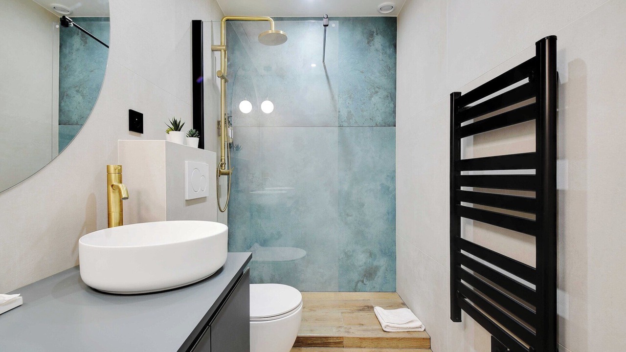 Photo of Bathroom in Quinze-Vingts