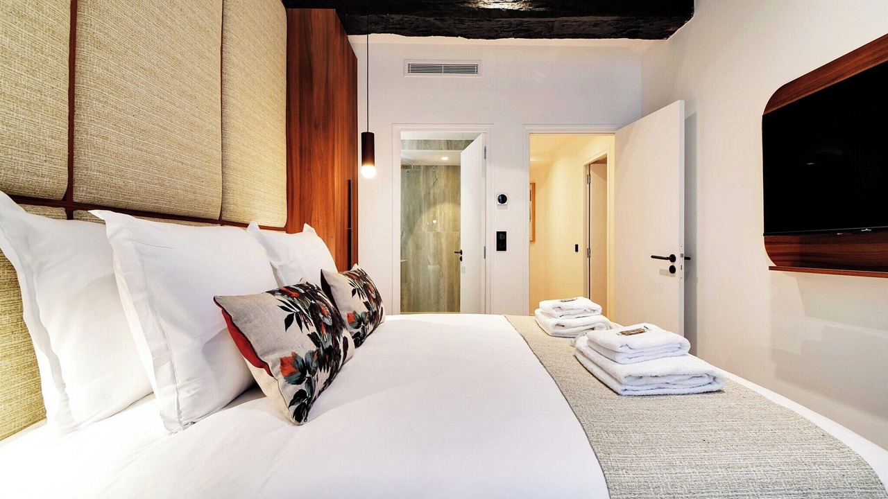 Photo of Bedroom in Sorbonne