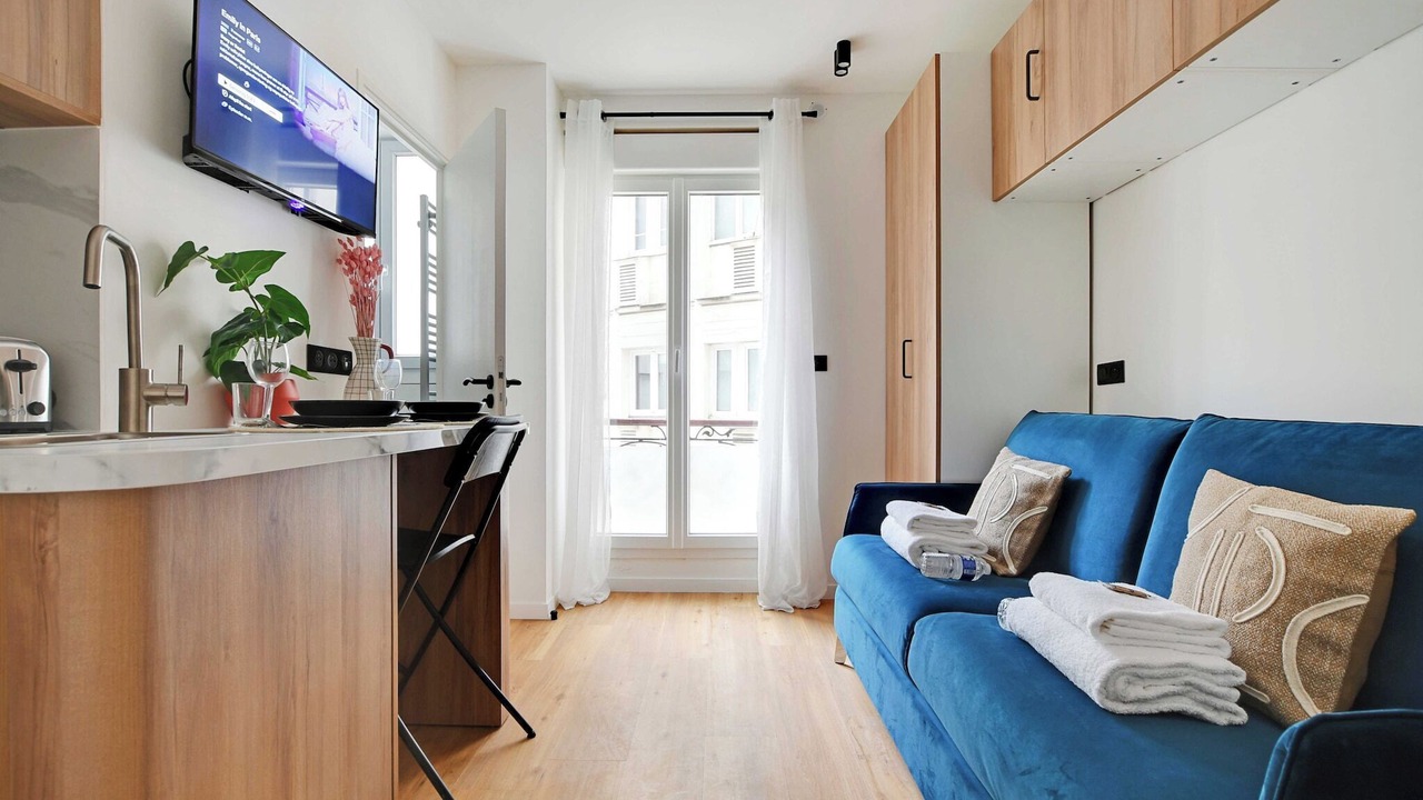 Photo of Livingroom in Quartier des Grandes-Carrieres