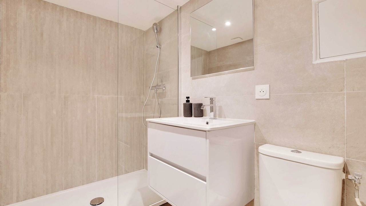 Photo of Bathroom in Chaussee-d'Antin
