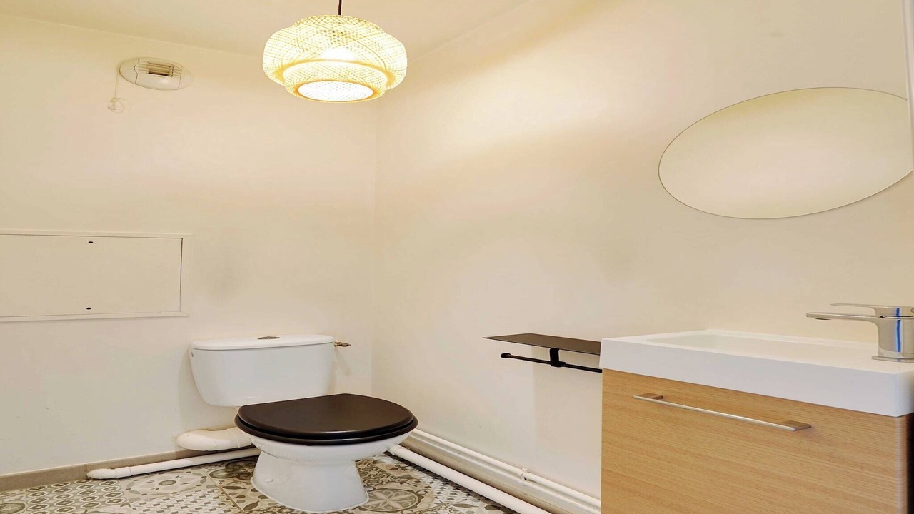 Photo of Bathroom in Les Puces de Saint-Ouen