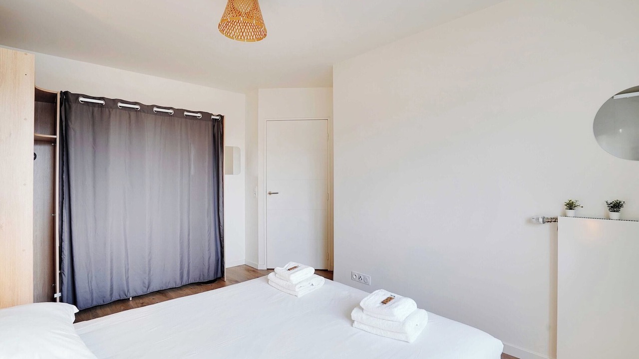 Photo of Bedroom in Les Puces de Saint-Ouen
