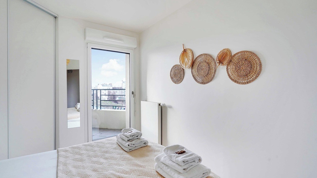 Photo of Bedroom in Les Puces de Saint-Ouen