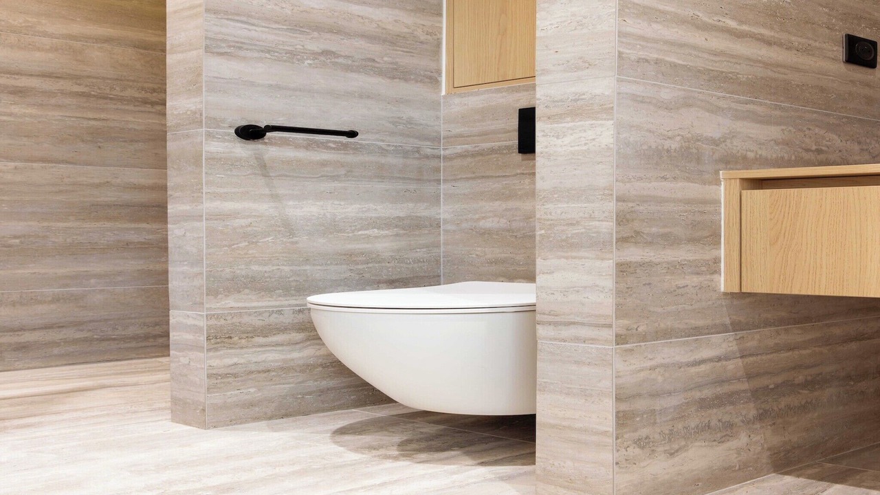 Photo of Bathroom in Val-de-Grace