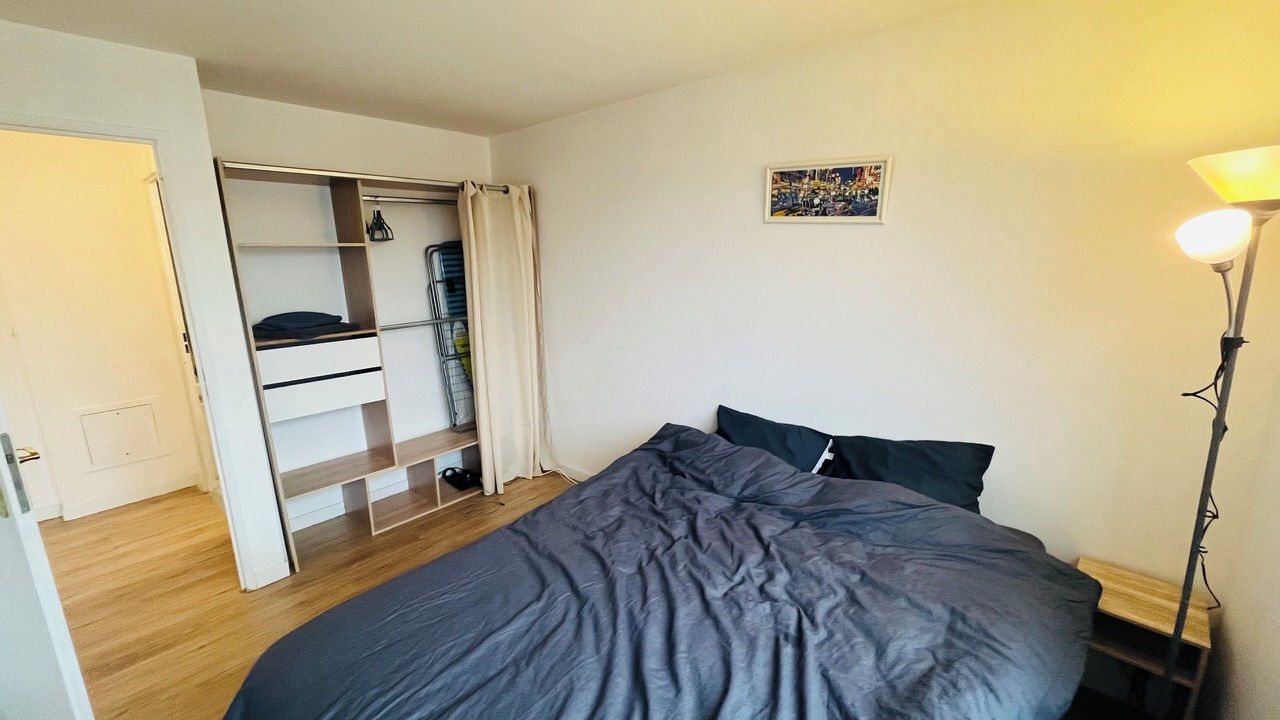 Photo of Bedroom in Saint-Denis
