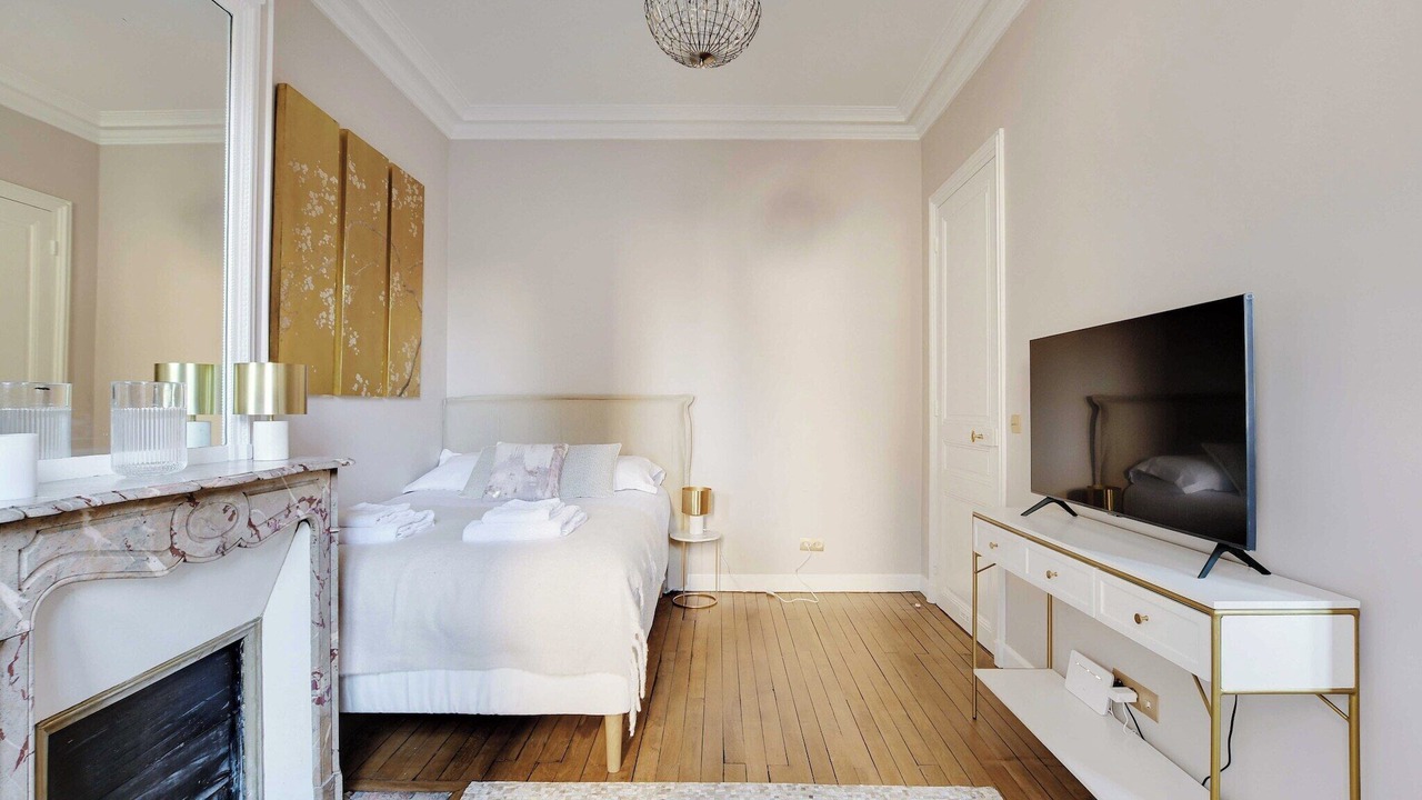 Photo of Bedroom in Batignolles