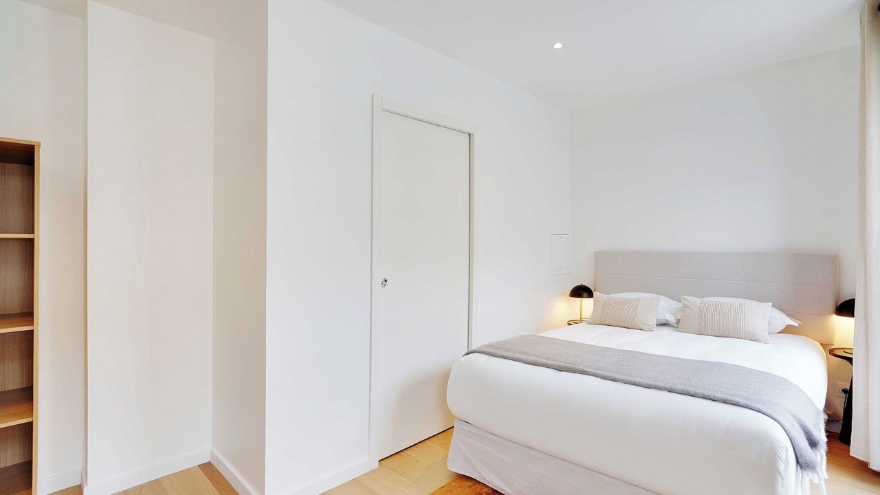 Photo of Bedroom in Levallois-Perret