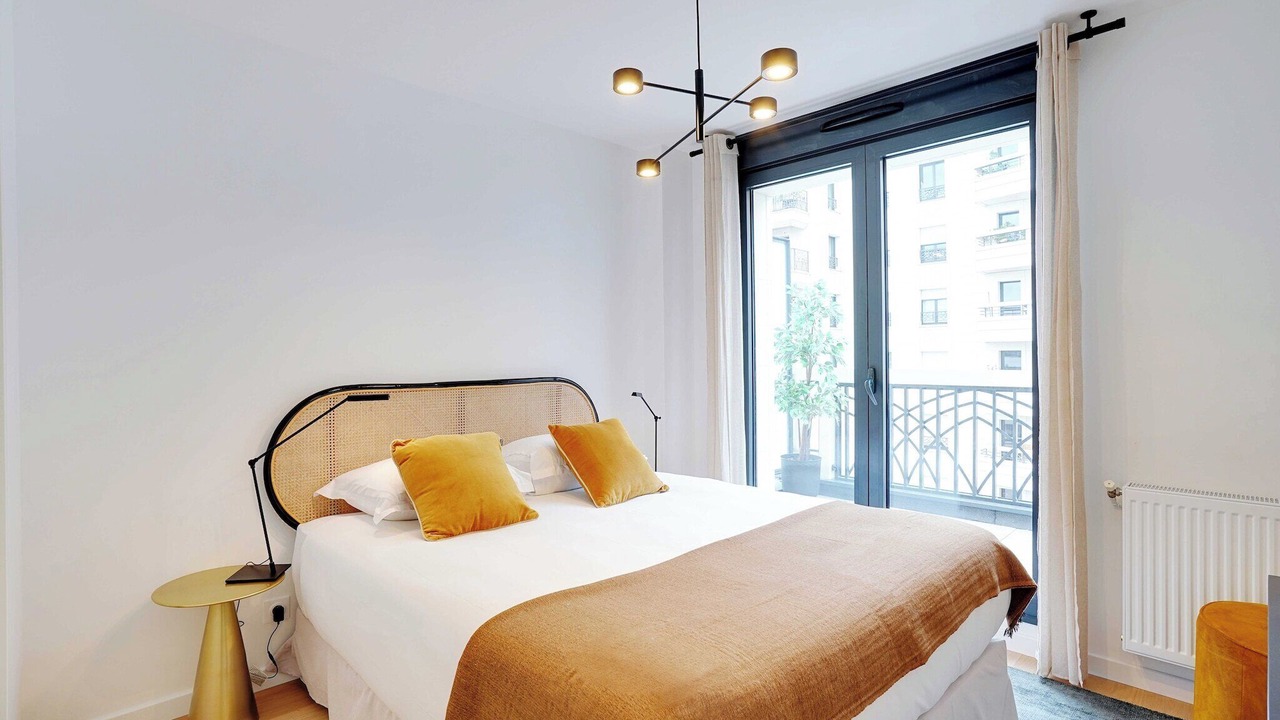 Photo of Bedroom in Levallois-Perret