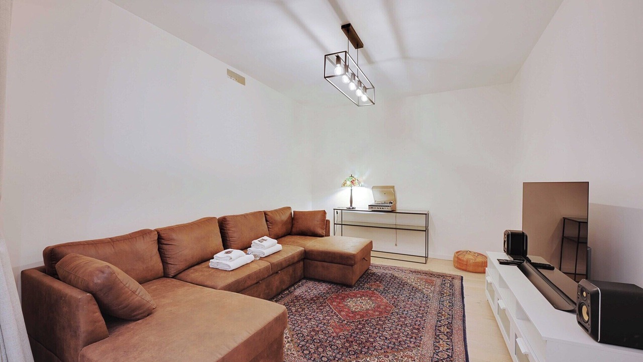 Photo of Livingroom in Quartier du Mail