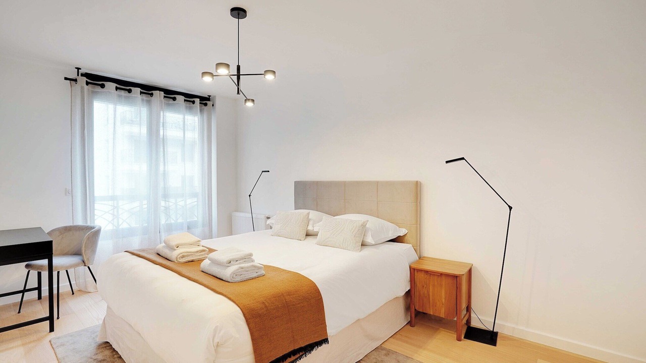 Photo of Bedroom in Levallois-Perret
