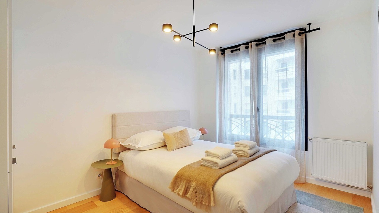 Photo of Bedroom in Levallois-Perret