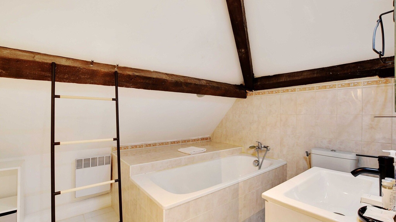 Photo of Bathroom in Batignolles