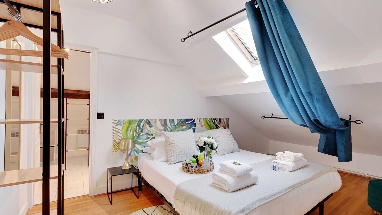 Photo of Bedroom in Batignolles