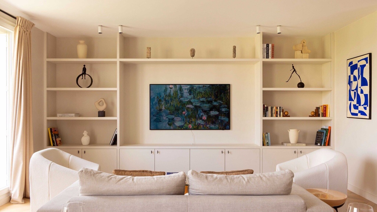 Photo of Livingroom in Chaillot