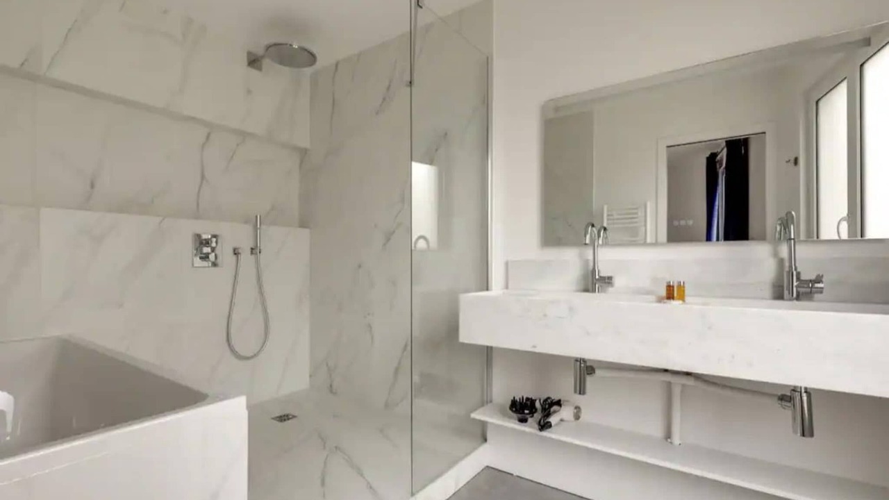 Photo of Bathroom in Bonne-Nouvelle