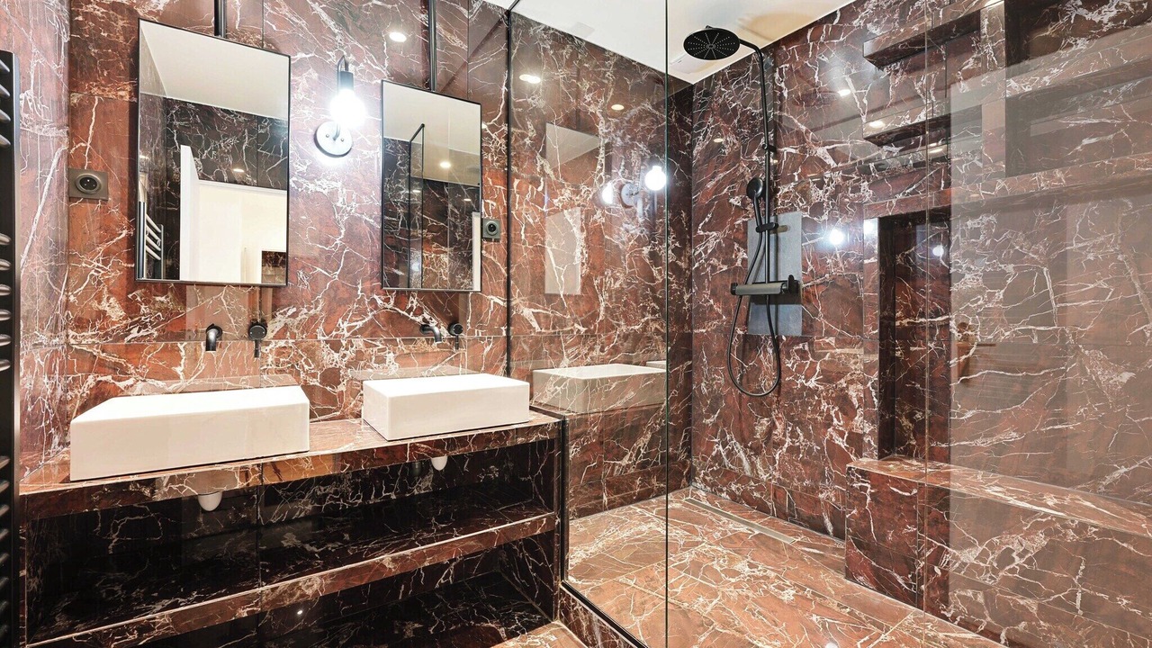 Photo of Bathroom in Notre-Dame-des-Champs