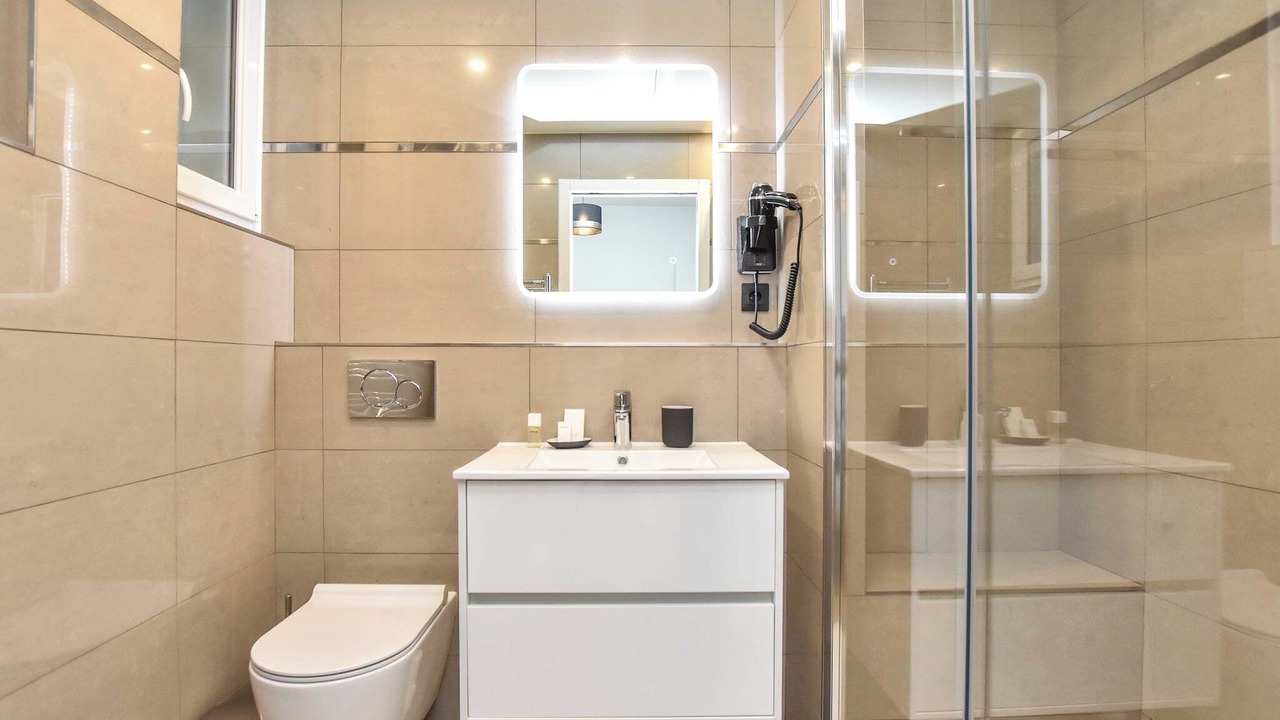 Photo of Bathroom in Chaussee-d'Antin