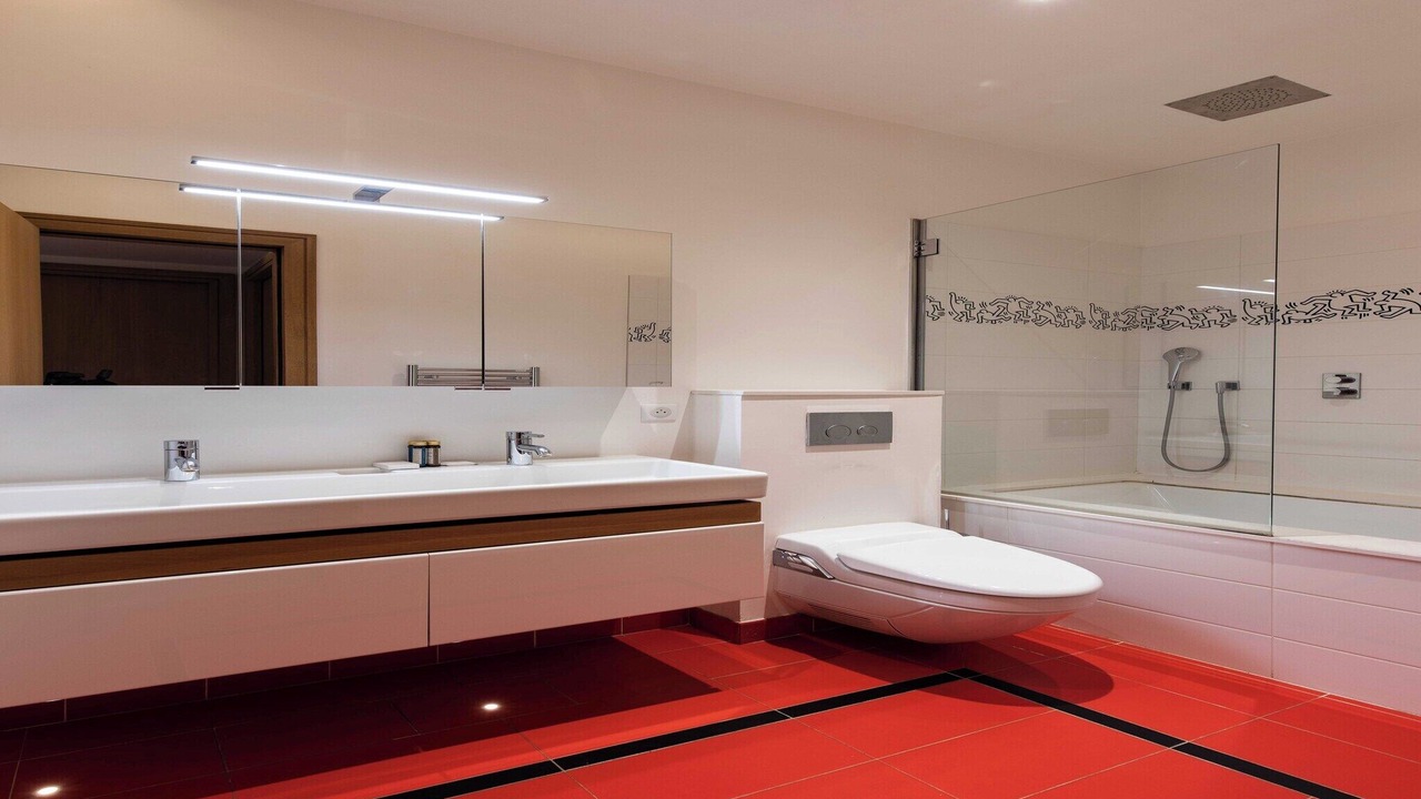Photo of Bathroom in Porte-Dauphine
