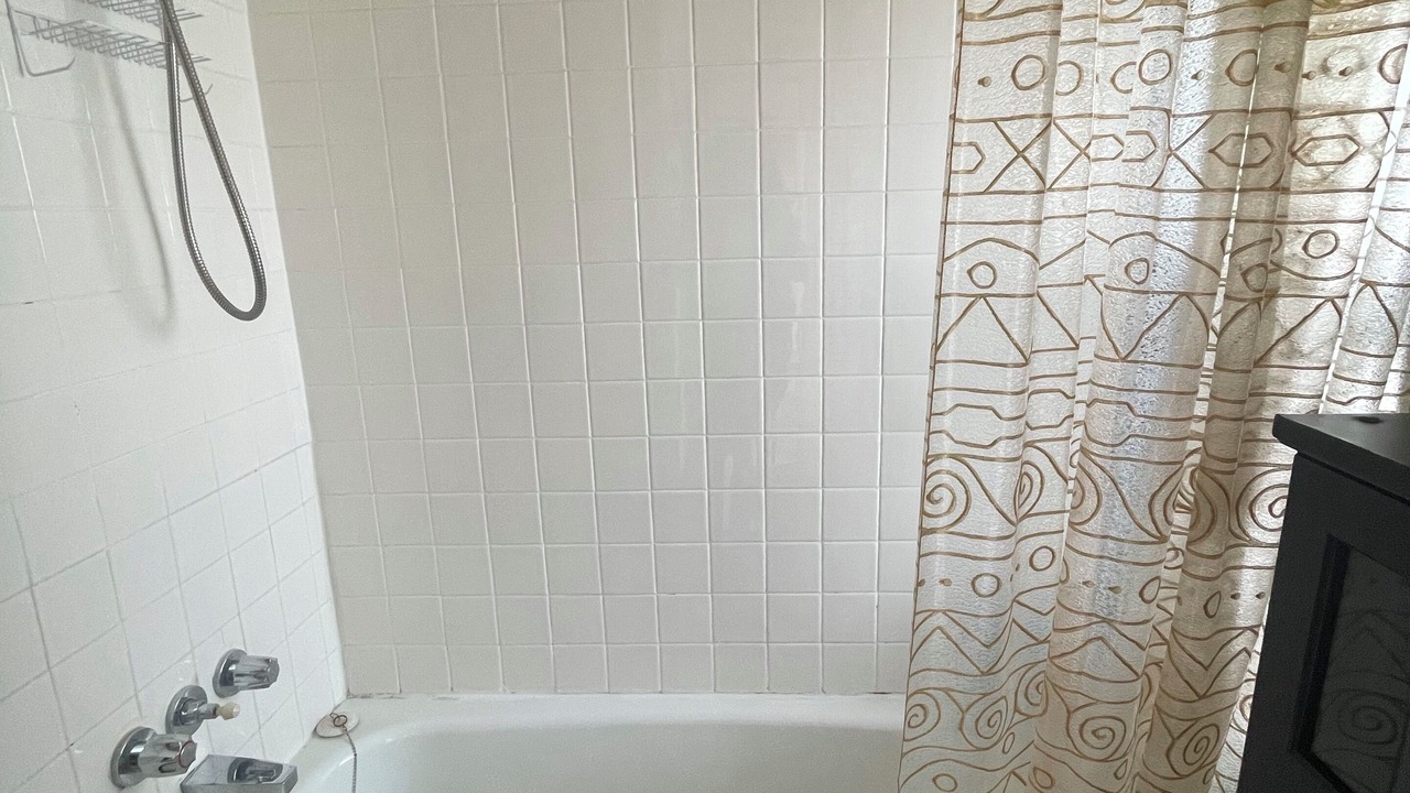 Photo of Bathroom in Waubaushene