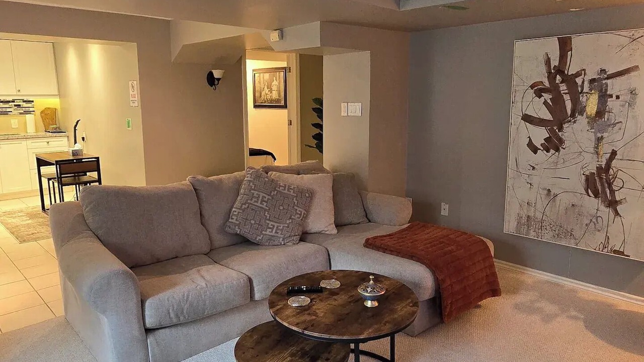 Photo of Livingroom in Meadowvale Village