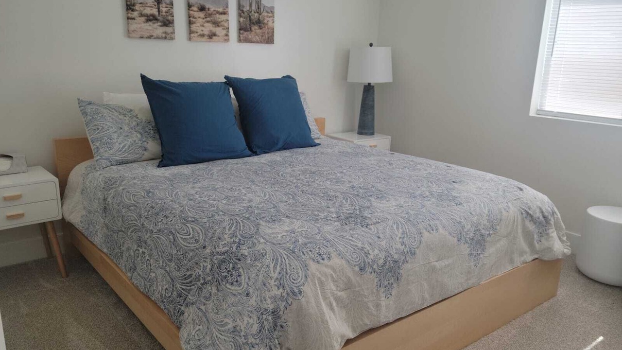 Photo of Bedroom in Desert Hills