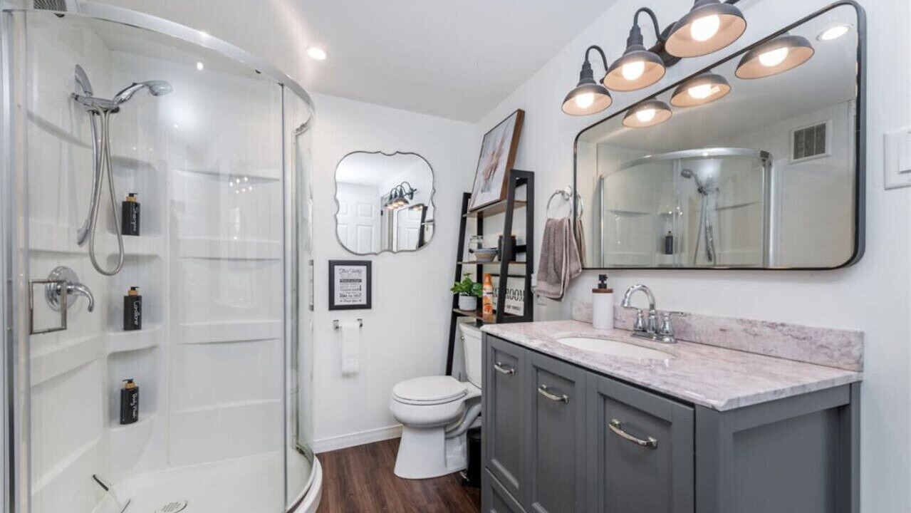 Photo of Bathroom in Tiny