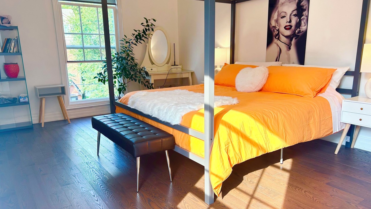 Photo of Bedroom in Davisville