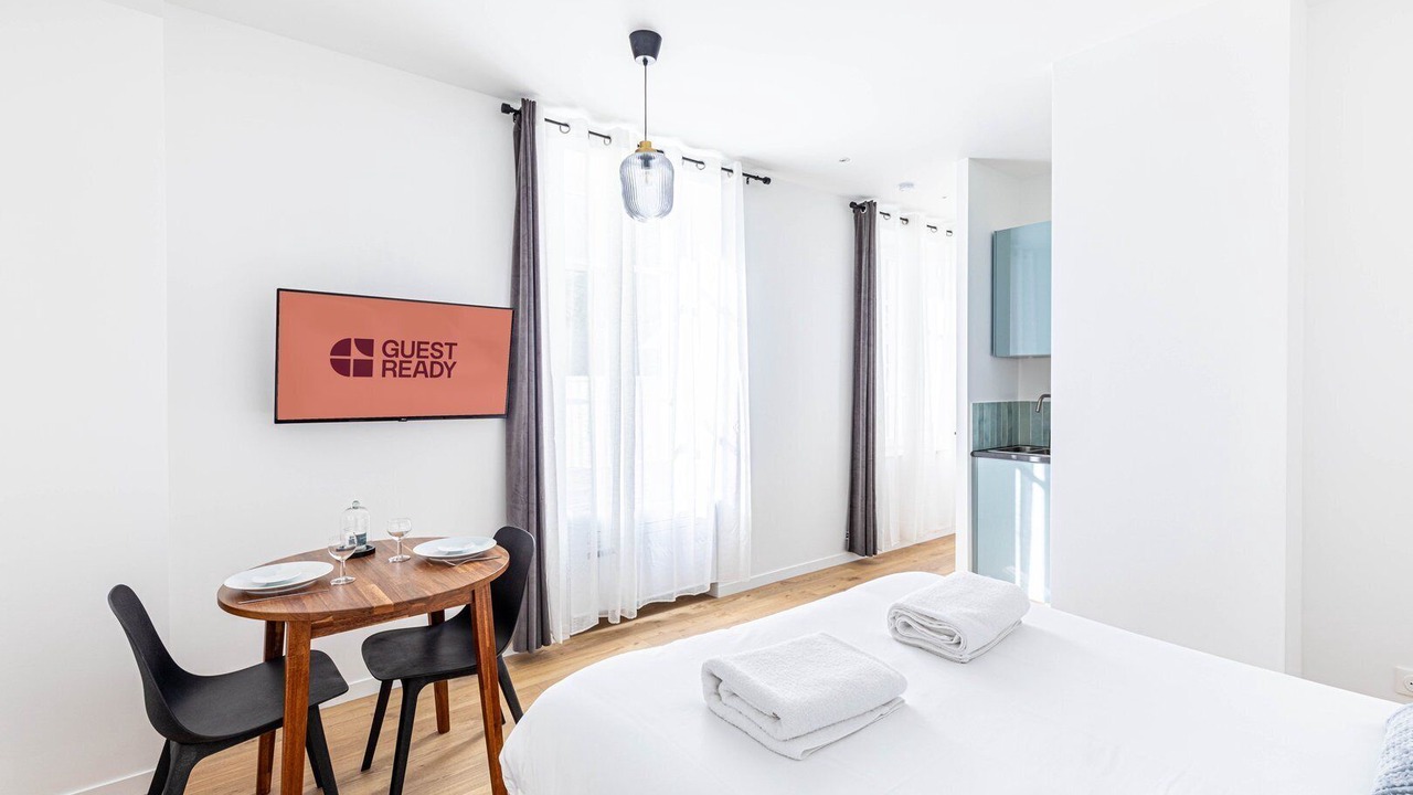 Photo of Bedroom in Malakoff