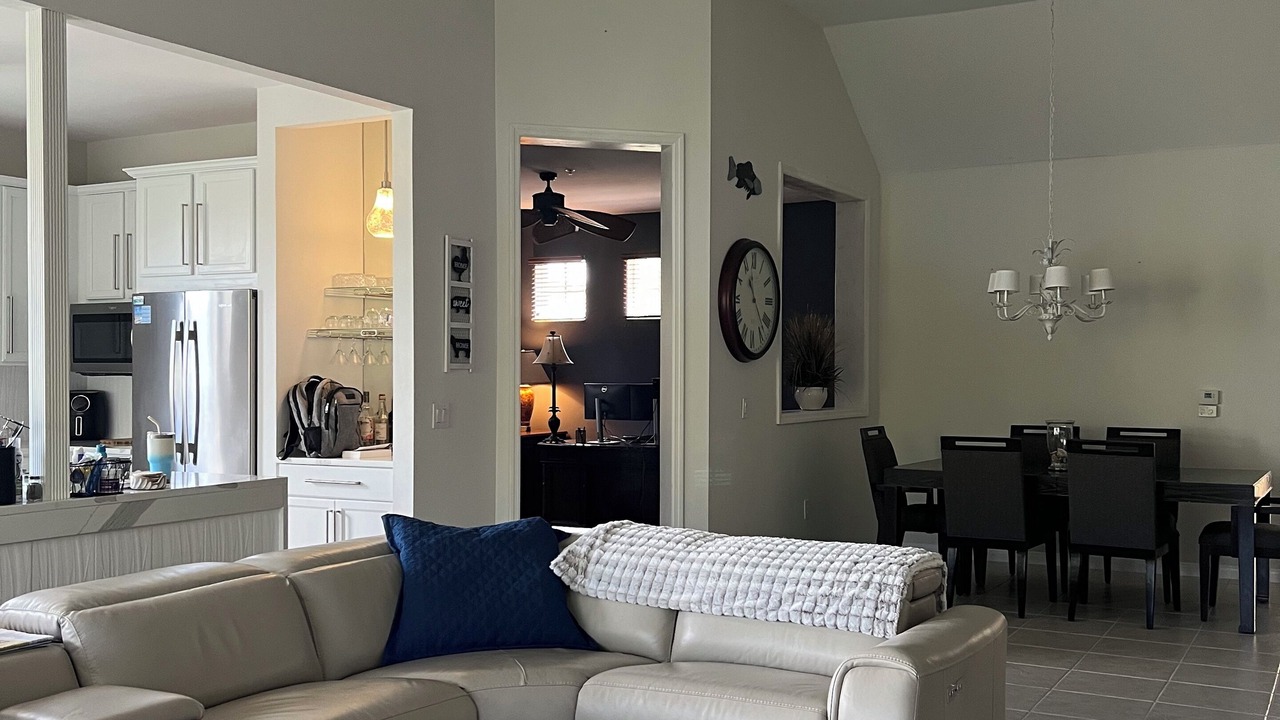 Photo of Livingroom in Biggar