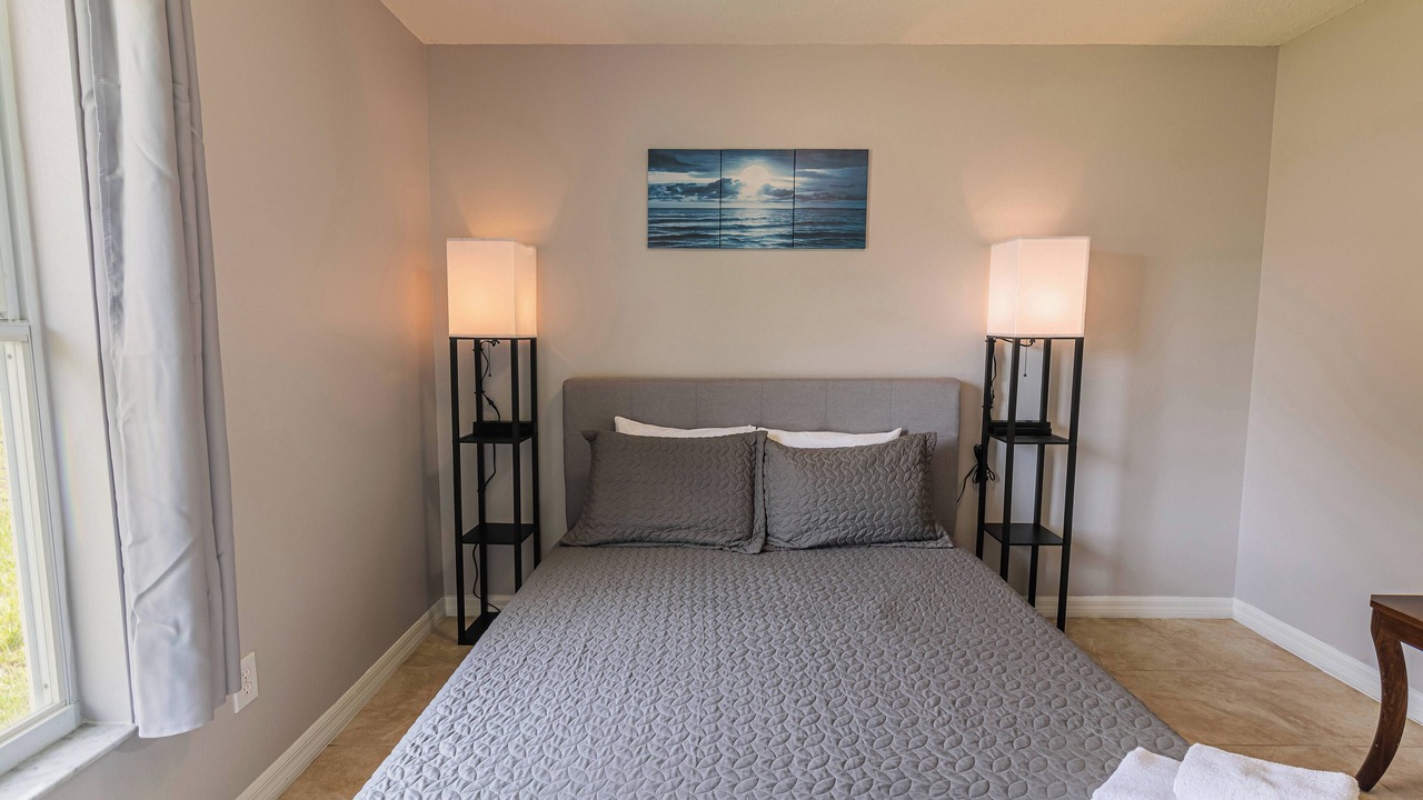 Photo of Bedroom in Florida Pines