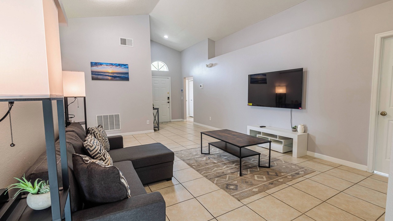 Photo of Livingroom in Florida Pines