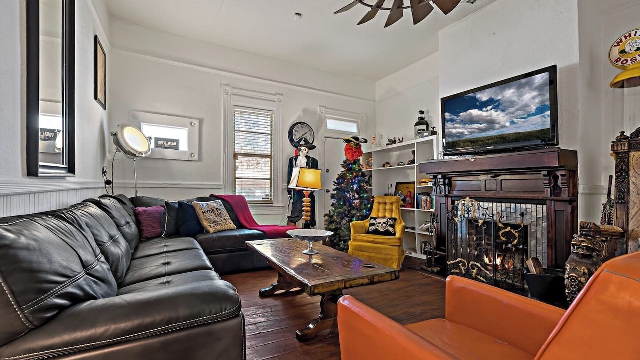 Photo of Livingroom in Historic Ybor