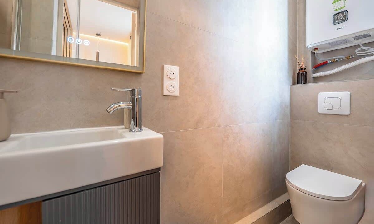 Photo of Bathroom in Montrouge