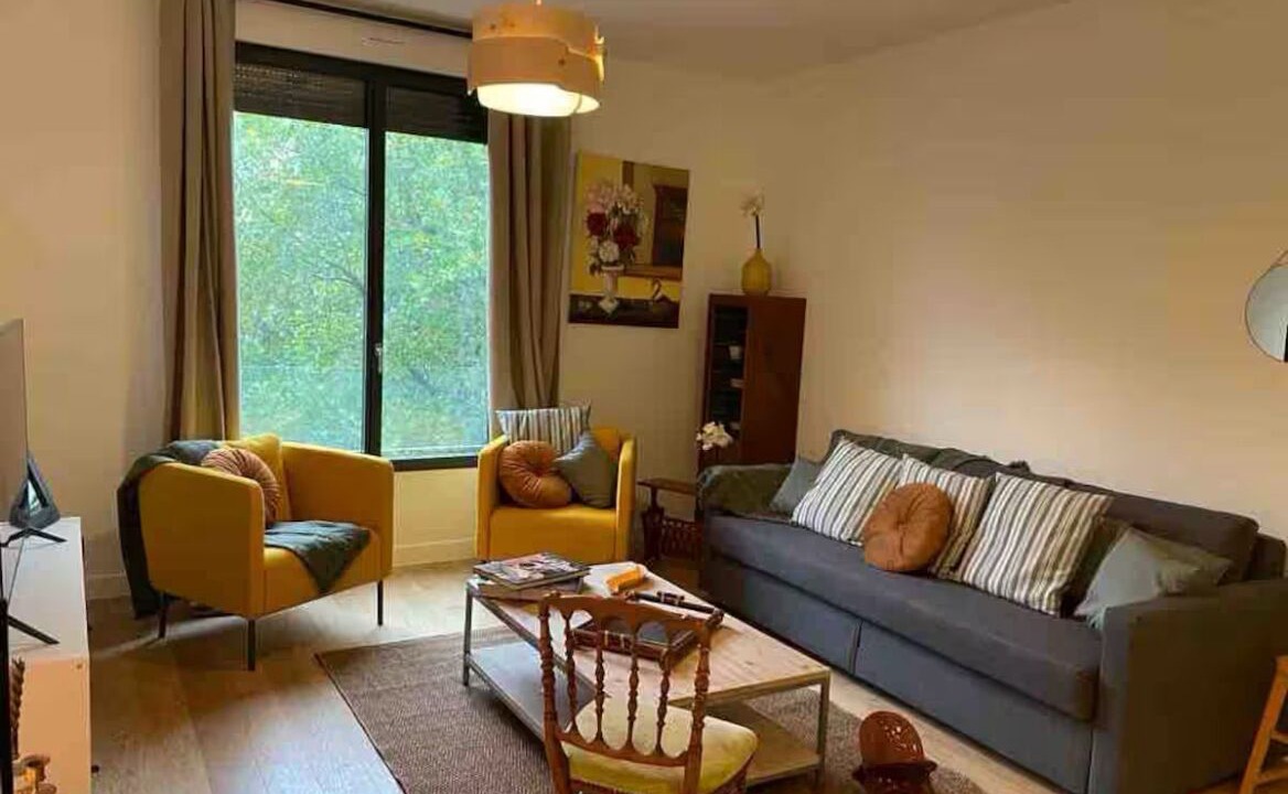 Photo of Livingroom in Arsenal