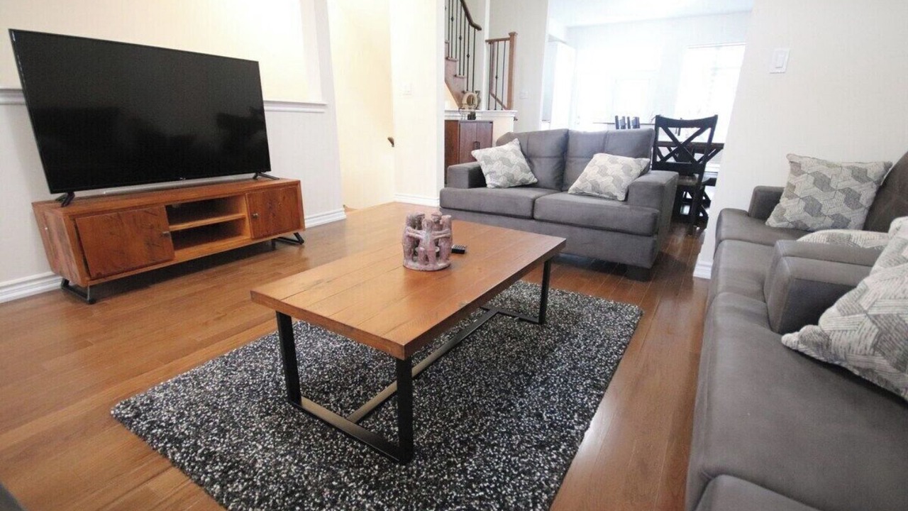 Photo of Livingroom in Vaughan